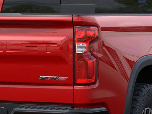 New 2025 Chevrolet Silverado 1500 ZR2 w/ Technology Package image 11