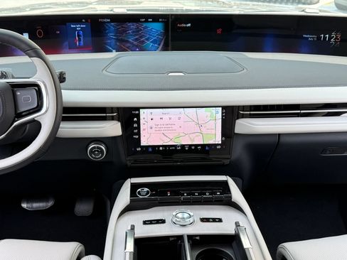 New 2026 Lincoln Navigator L Reserve AWD/4WD image 23