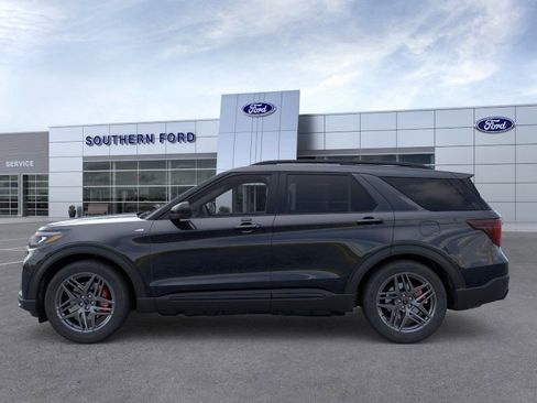 New 2026 Ford Explorer ST-Line w/ ST-Line Street Pack AWD/4WD image 3