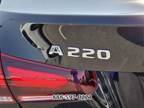 Used 2022 Mercedes-Benz A 220 image 17