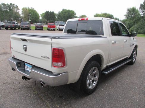 Used 2016 RAM 1500 Laramie w/ Convenience Group AWD/4WD image 9