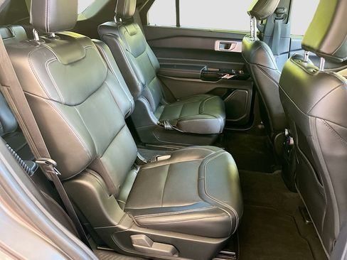 Used 2022 Ford Explorer ST w/ Equipment Group 401A AWD/4WD image 29