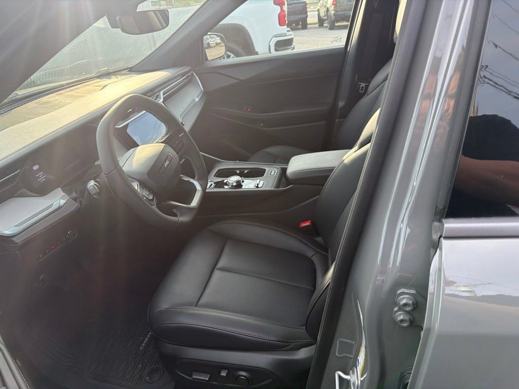 Used 2026 Jeep Cherokee Limited AWD/4WD image 5