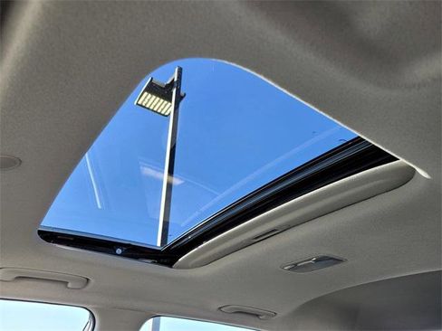 New 2026 Hyundai Venue SEL image 18