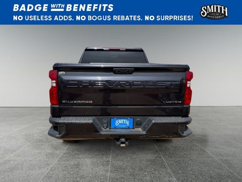 Used 2023 Chevrolet Silverado 1500 Custom RWD image 5