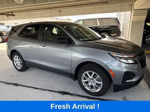 Used 2023 Chevrolet Equinox LS w/ LS Convenience Package FWD image 15
