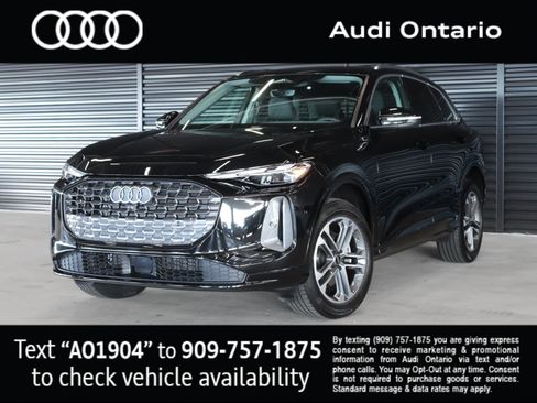 Certified 2025 Audi Q5 Premium w/ Convenience Package image 1