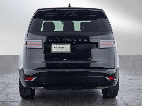 Used 2024 Land Rover Discovery Dynamic SE image 4