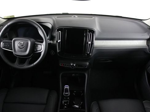 New 2026 Volvo XC40 B5 Plus w/ Protection Package Premier AWD/4WD image 5
