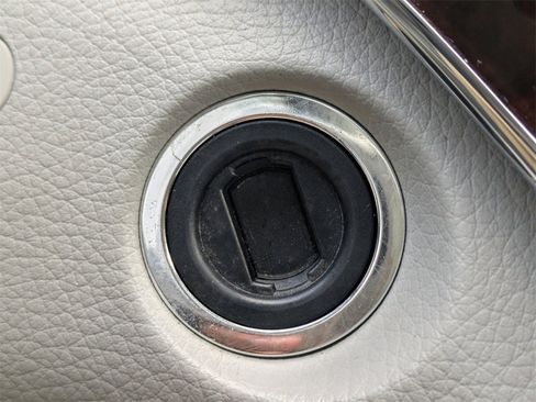 Used 2013 Mercedes-Benz S 550 image 34