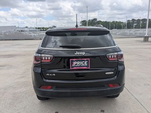 Used 2018 Jeep Compass Limited w/ Navigation Group FWD image 6