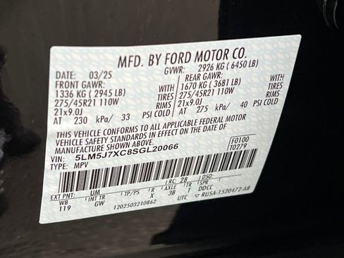 Used 2025 Lincoln Aviator Reserve image 29