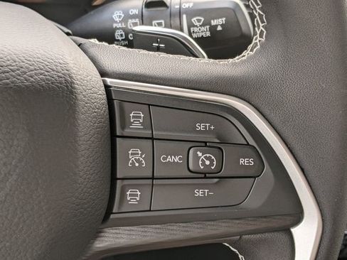 New 2025 Jeep Grand Cherokee L Laredo image 21