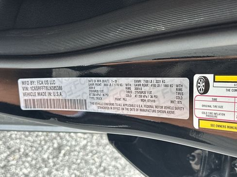 Used 2020 RAM 1500 Big Horn AWD/4WD image 32