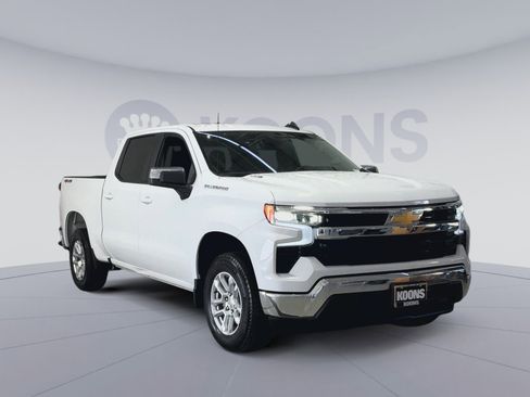 Used 2025 Chevrolet Silverado 1500 LT image 5