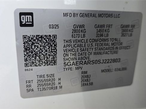 Used 2025 Buick Enclave Preferred image 30