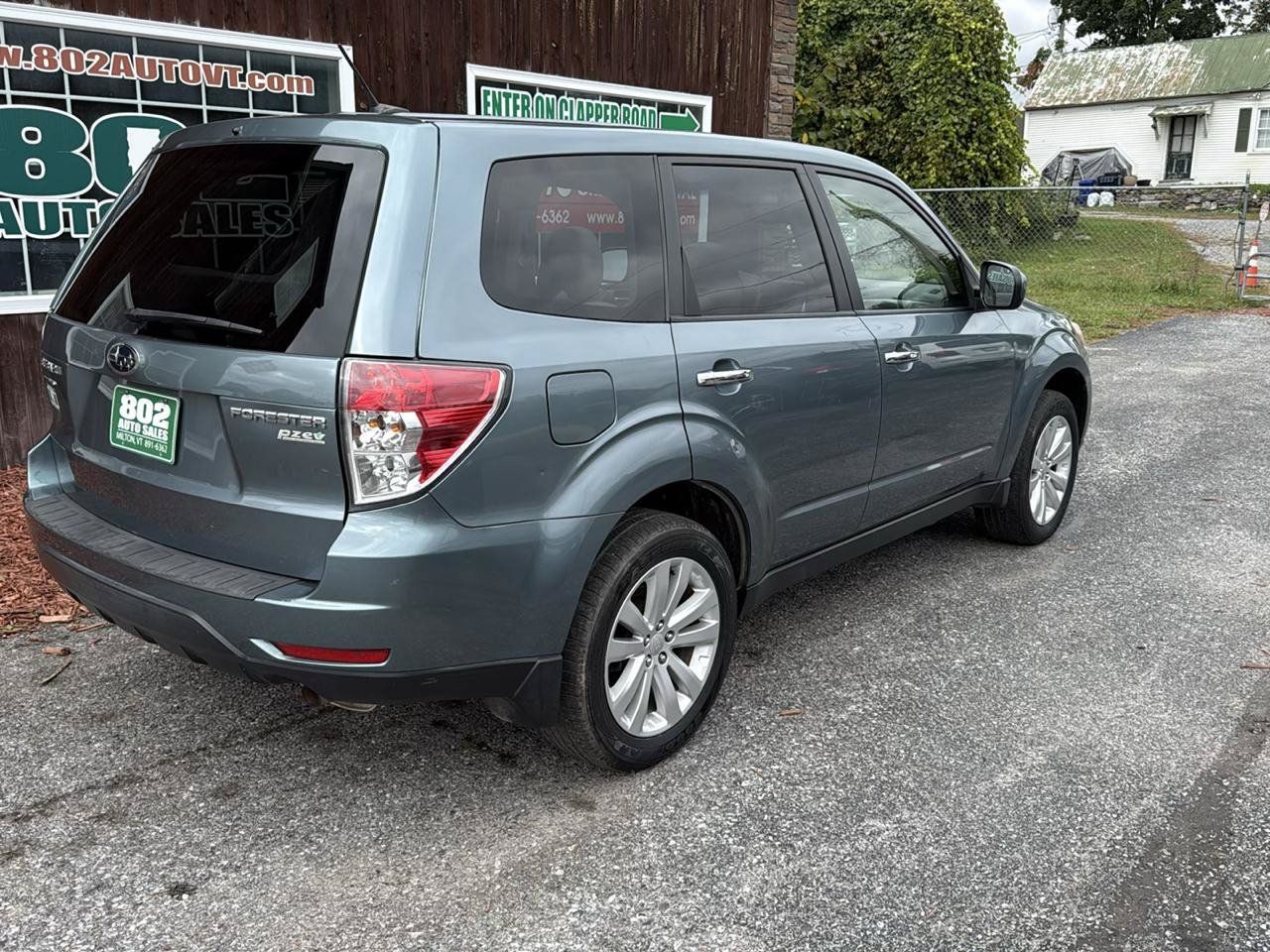 Used 2013 Subaru Forester 2.5X Premium AWD/4WD image 6