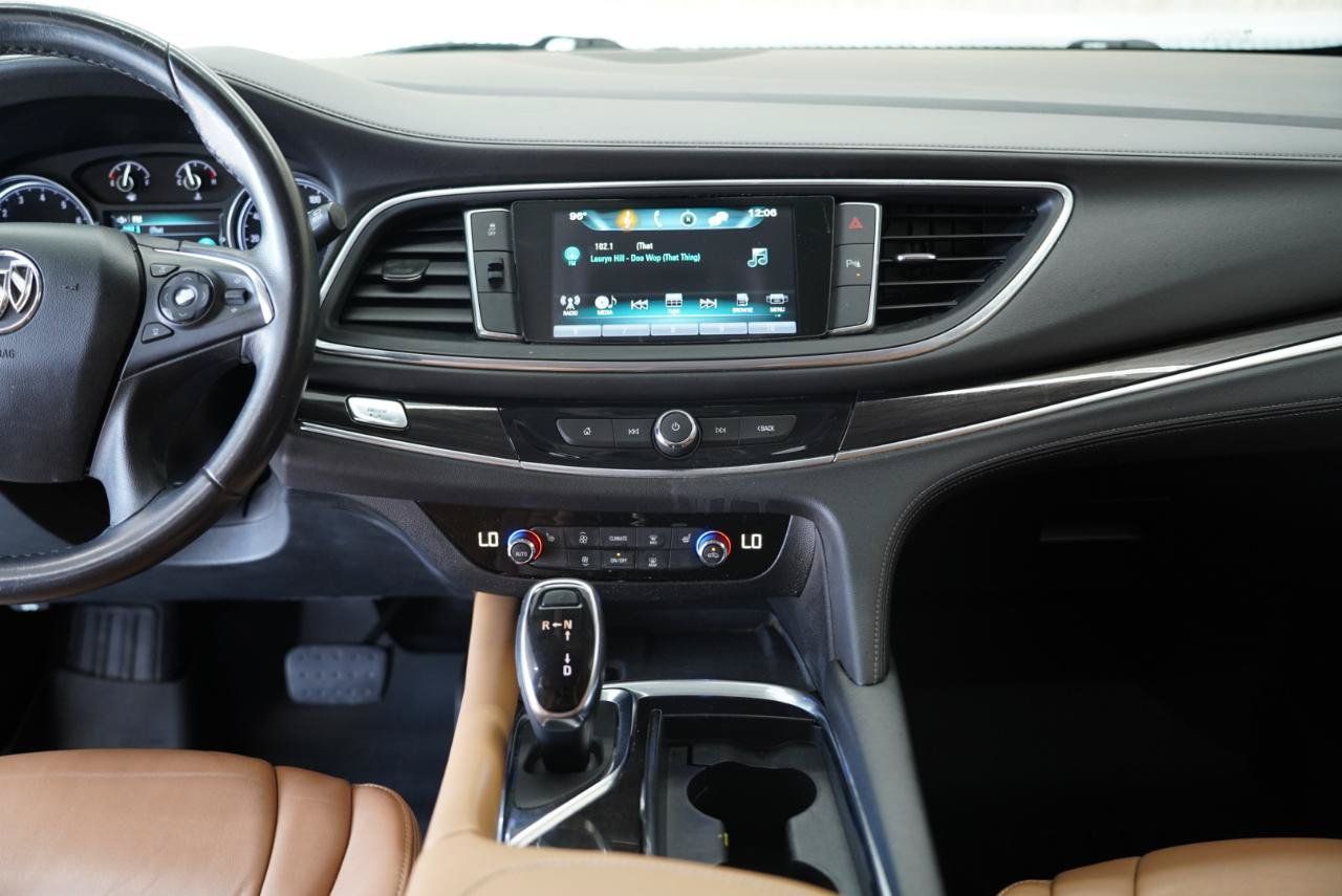 Used 2019 Buick Enclave Essence FWD image 18