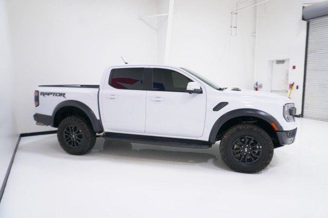 Certified 2025 Ford Ranger Raptor AWD/4WD image 3