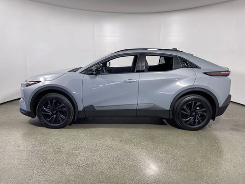 New 2026 Toyota C-HR AWD/4WD image 6