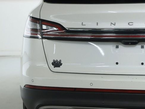 Used 2022 Lincoln Nautilus Reserve image 44