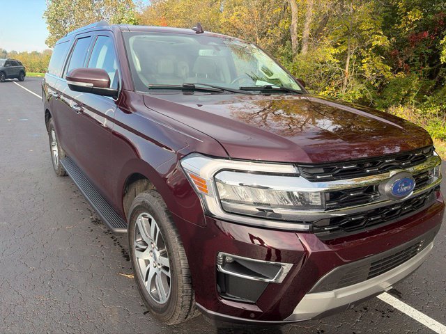 Used 2024 Ford Expedition Max Limited AWD/4WD image 7