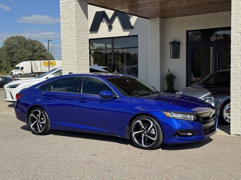 Used 2020 Honda Accord Sport image 16