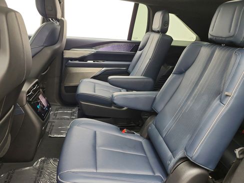 Used 2025 Cadillac Escalade IQ Luxury 2 w/ LPO, Premium Carpet Package AWD/4WD image 13