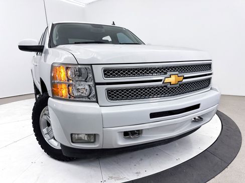 Used 2013 Chevrolet Silverado 1500 LTZ w/ Z71 Appearance Package RWD image 5