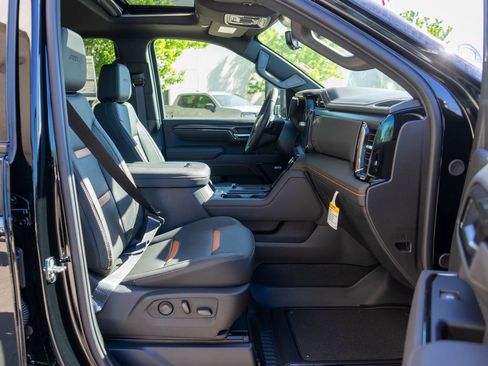 New 2026 GMC Sierra 3500 AT4 w/ AT4 Premium Plus Package AWD/4WD image 10