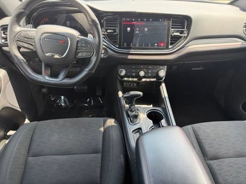 Used 2025 Dodge Durango GT AWD/4WD image 9