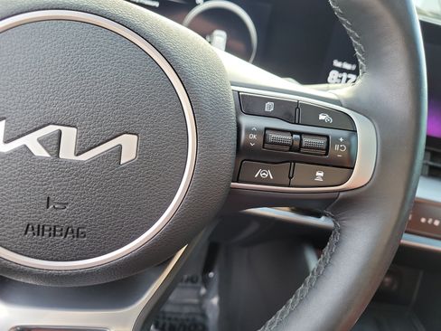 Used 2025 Kia Sportage SX FWD image 24