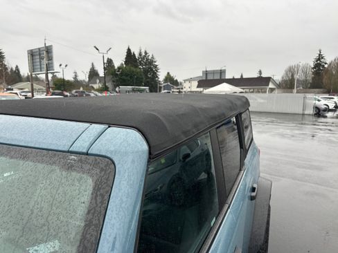 Used 2022 Ford Bronco Black Diamond w/ Sasquatch Package image 11