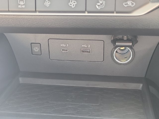 Used 2024 Nissan Altima 2.5 SL FWD image 28