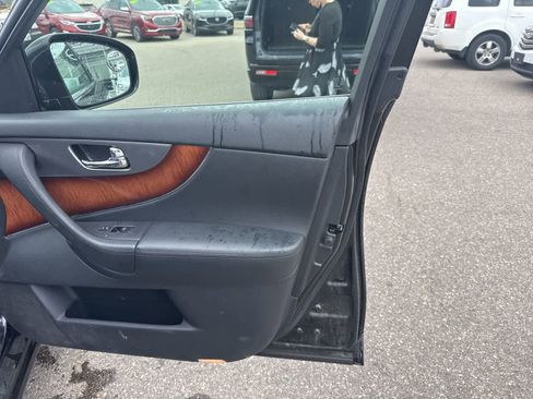 Used 2012 INFINITI FX35 AWD w/ Premium Pkg image 21