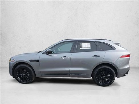 Certified 2025 Jaguar F-PACE R-Dynamic S image 8