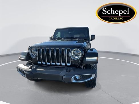 Used 2021 Jeep Wrangler Unlimited Sahara image 3
