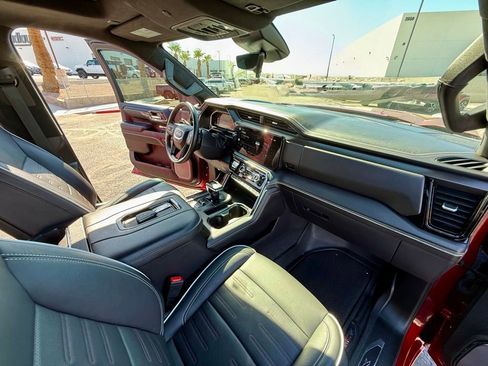 Used 2022 GMC Sierra 1500 AT4X image 39