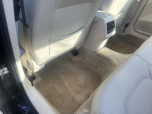 Used 2014 Volkswagen Passat TDI SE image 25