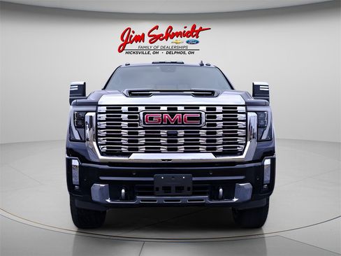 Used 2025 GMC Sierra 2500 Denali w/ Denali Reserve Package image 2