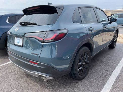 Certified 2024 Honda HR-V Sport image 3