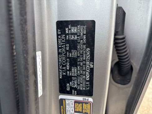 Used 2024 Kia Sportage LX image 28