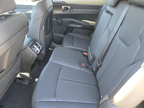New 2026 Kia Sorento S FWD image 8