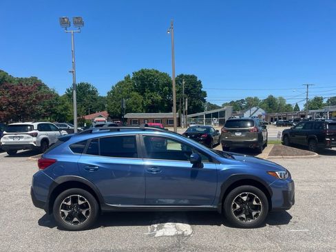 Used 2019 Subaru Crosstrek 2.0i Premium w/ Eyesight System AWD/4WD image 3