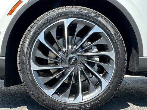 Used 2020 Lincoln Aviator Reserve w/ Equipment Group 202A AWD/4WD image 27