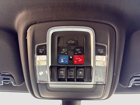 Used 2021 RAM 2500 Limited w/ Night Edition image 22