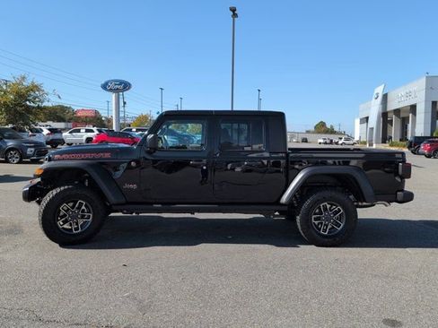 New 2026 Jeep Gladiator Mojave image 10