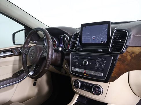 Used 2018 Mercedes-Benz GLS 550 4MATIC image 28