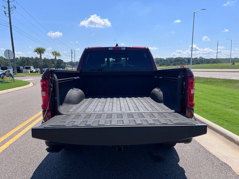 Used 2025 RAM 1500 Big Horn AWD/4WD image 11