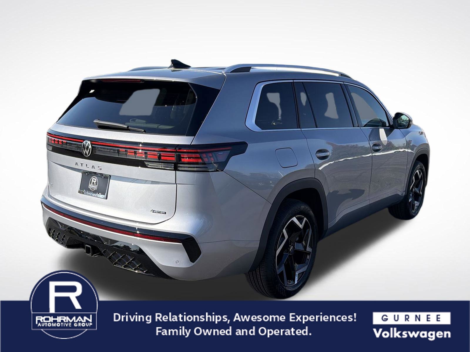New 2027 Volkswagen Atlas SEL R-Line AWD/4WD image 9